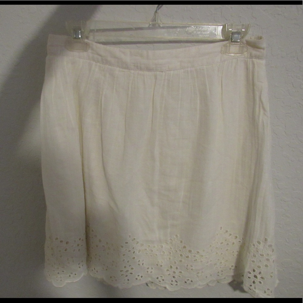 Off White Flowy Skirt